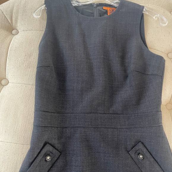 Tory Burch black sleeveless dress with button pockets - Picture 3 of 9